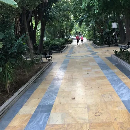 Parque Alameda Марбелья